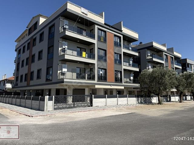 Akhisar Reşatbey Mh.Yerden Isıtma Asansörlü Kiralık 2+1 Sıfır Daire