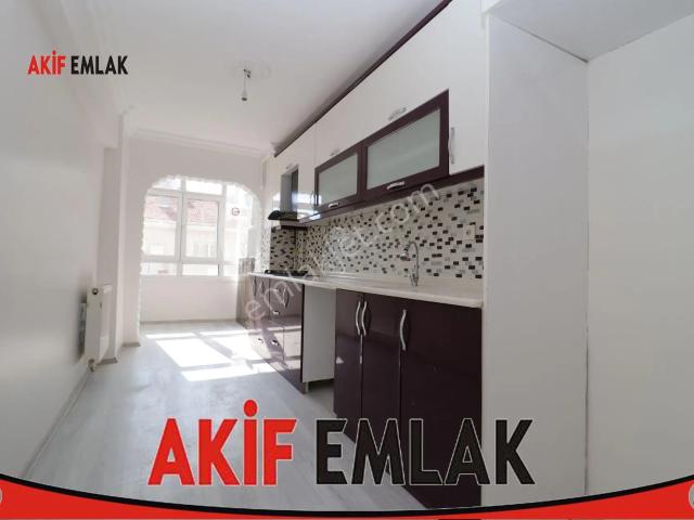 Akif'ten Atakent'te 3+1 Ara Kat D/g Cephe Caddeye Trene Yakın Kiralık Daire