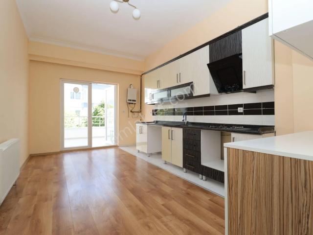 Akiften Ahimesut Mah.asansörlü ebeveyn Banyolu Geniş 3+1 Kiralık Daire