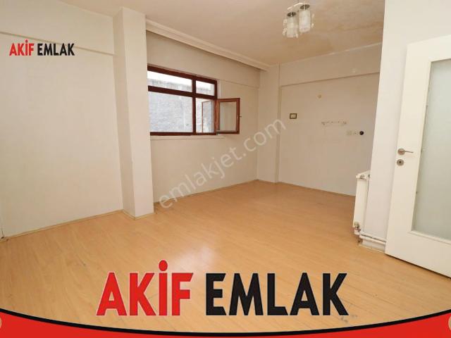 Akif'ten Elvan'da 2+1 Alife Hastanesi Yakını Üç Cepheli Satılık Daire