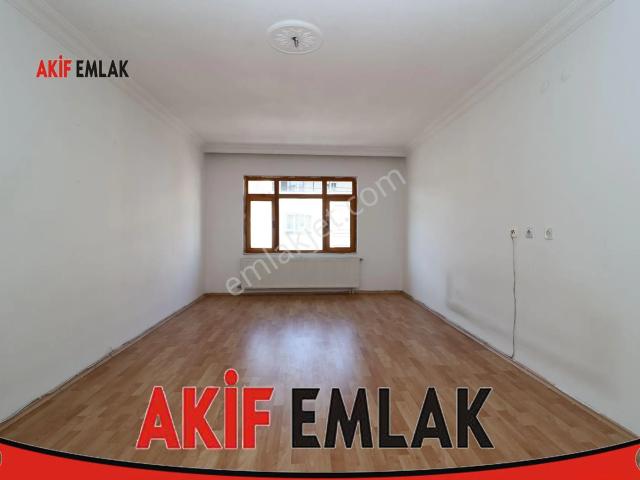 Akif'ten Elvankent Topçu'da 1512 Cadde Yanı Geniş 2+1 Kiralık Daire