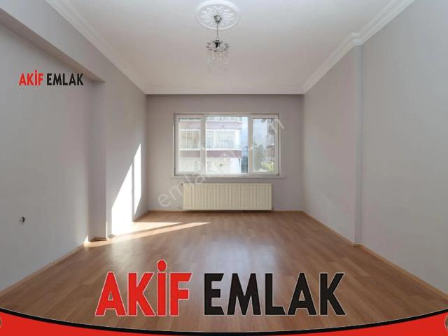 Akif'ten Elvankent Topçu'da 1.ara Katta 3+1 Kiralık Daire
