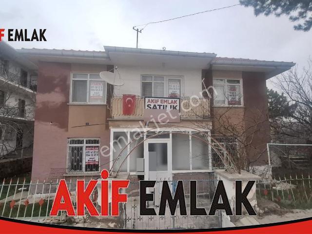 Akif'ten Güdül Yeni Mahalle'de Cadde Üzeri 4+1 Satılık Müstakil Ev