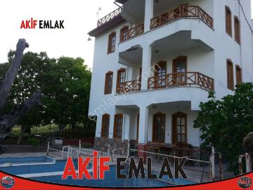 Akif'ten Güdül'de Havuzlu&bahçeli Doğayla İç İçe Satılık Tripleks Villa