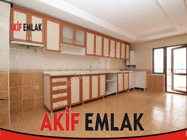 Akif'ten Topçu'da Cadde Ve Trene Yakın Ön Cephe Geniş 3+1 Kiralık Daire