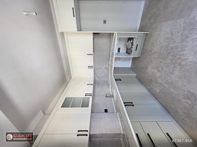 ÇAKIR GAYRİMENKUL'DEN BALAÇTA SALON MUTFAK AYRI 2+1 LÜKS DAİRE