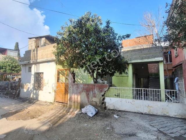 Şakir Paşa Onur Mah. 2+1 Mustakil Köşe Başı Yatırımlık Satlık Ev