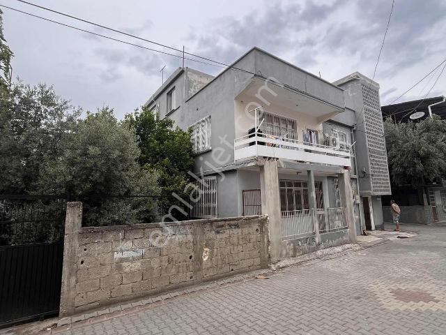 Şakirpaşa Uçak Mh.2 Buçuk Katlı 180m2 Satılık Müstakil Ev
