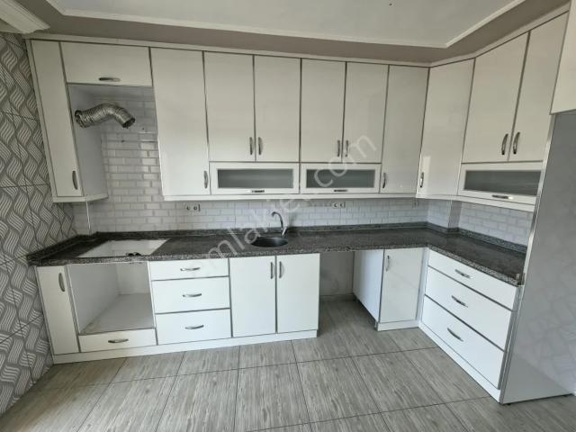 Şakirpaşa Mah.de 4+1 K.mutfak Ebeveyn Banyolu Kiralık Müstakilev