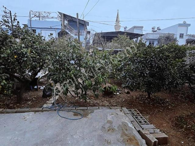 Şakirpaşa Onur Mahallesinde Köşe Başı 447 Mt2 Tapulu Müstakil Ev