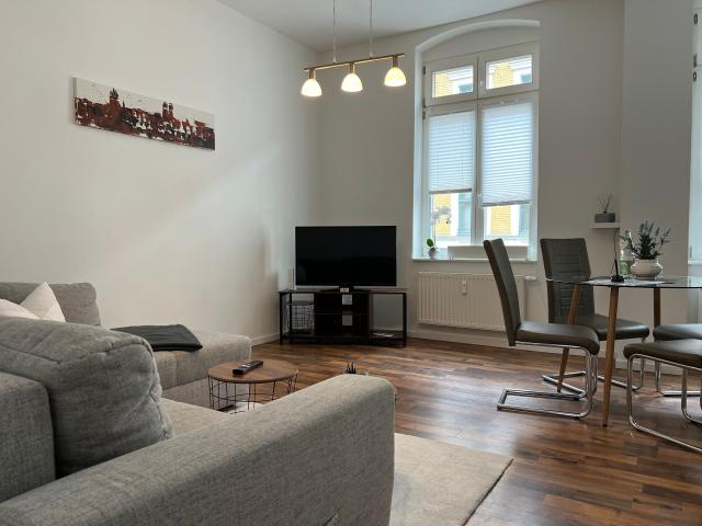 AKK1 2 Zimmer Apartment im Herzen Magdeburgs mit Balkon und Lift