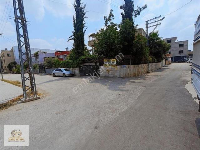 Akkapı Mh Yeni Yerleşim Yeri Köşe Başı Bahçeli Komple Satılık