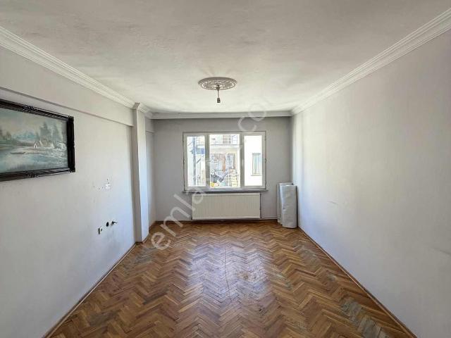 Akkaya İnşaatan Çorlu Merkezde Kiralık Ayrı Wc Li 3+1