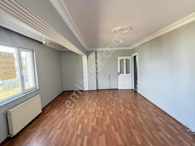 Akkaya İnşaattan Geniş Kullanışlı Çift Balkonlu Kiralık 3+1