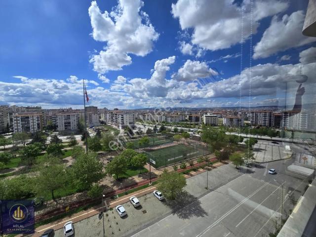 Akkent Mahallesinde Akkent Parkı Cepheli Önü Açık Lüks 3+1 Daire