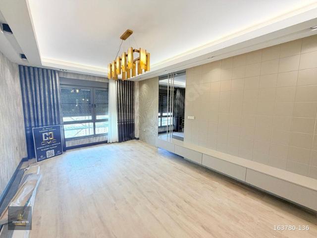 AKKENT SEBZECİ İNŞAAT'TA SATILIK ULTRA LÜKS 3,5+1 DAİRE