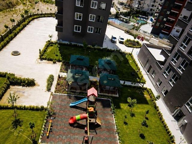 AKKOÇ EMLAKTAN UÇAR LİFE SİTESİNDE KİRALIK DAİRE