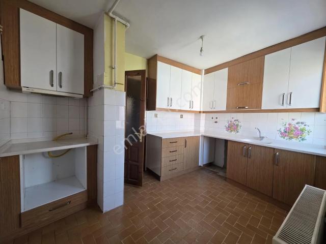 Akkonak Mahallesinde 2+1 Kiralık Kaçmaz Daire