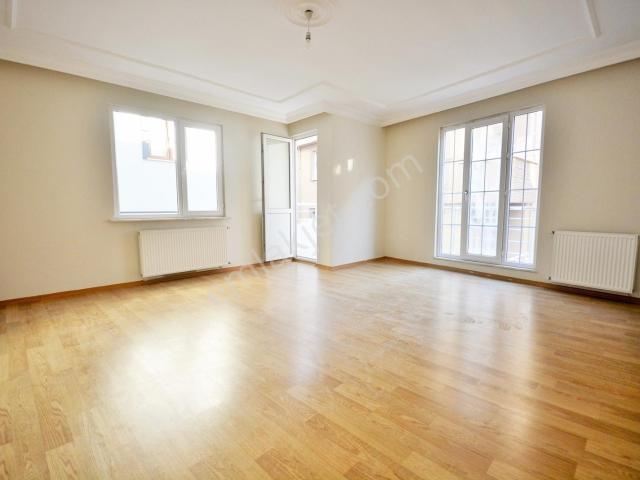 Akpınar Mah. De Merkezi Konumda 3+1 Kiralık Daire Asansör Yok.