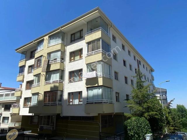 Akpınar Da Çok Kullanışlı Geniş K.otoparklı Çift Asansörlü 3+1.