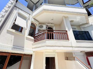 Akpınar Da 2 Katlı 3+1 Kiralık Bahçeli Villa