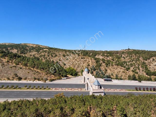 Akpınarda Önü Kapanmaz Odtü Ormanı Manzaralı Satılık 4+1