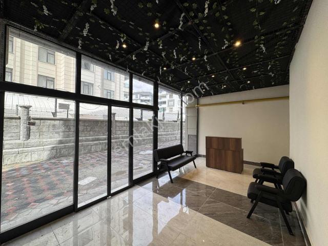 Akpiyar Balıkayağı Bulvarı Merkezi Konumda Kiralık Lüx 2+0 Daire