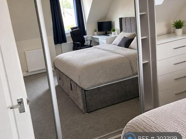 Akron Drive, Wolverhampton, WV10 4 bed detached house to rent £1,720 pcm £397 pw