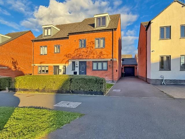 Akron Drive, Wolverhampton, WV10 4 bed semi detached house to rent £1,475 pcm £340 pw