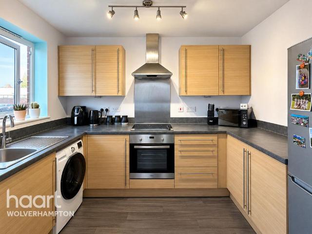 Akron Drive, WOLVERHAMPTON 2 bed flat to rent £1,000 pcm £231 pw