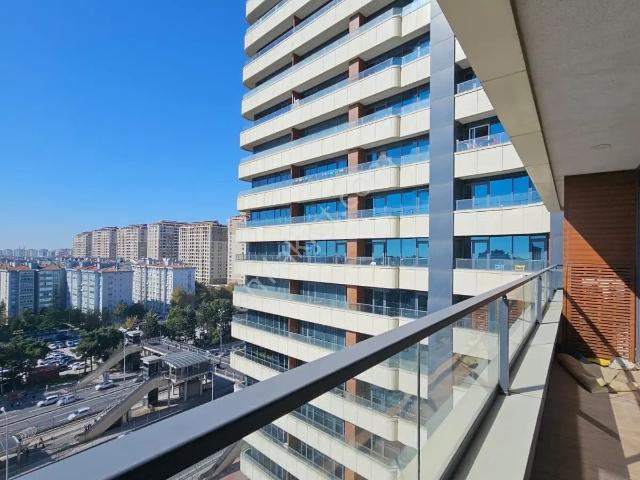 Akros İstanbulda E 5 Cephe 1+1 Kiralık Daire