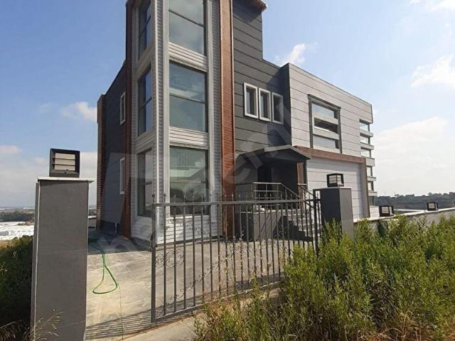AKSU MANDIRLARDA MANZARALI 4+2 TRİPLEKS MÜSTAKİL SATILIK VİLLA