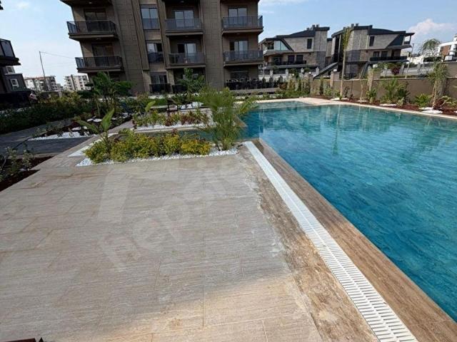 AKSU ALTINTAŞ'TA 2+1 HAVUZLU SİTEDE SATILIK DAİRE