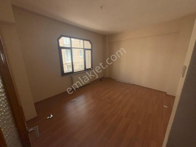 Aksa Emlaktan Kiralık