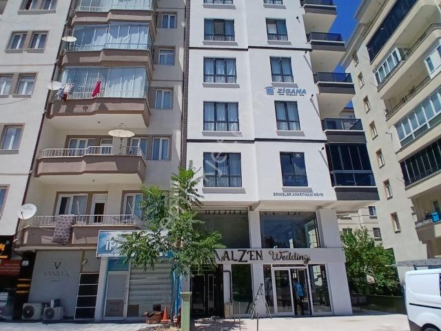 Aksaray Taşpazar Mahallesinde 40 Mlik Yolda Kiralık Eşyalı 1+1 Daire
