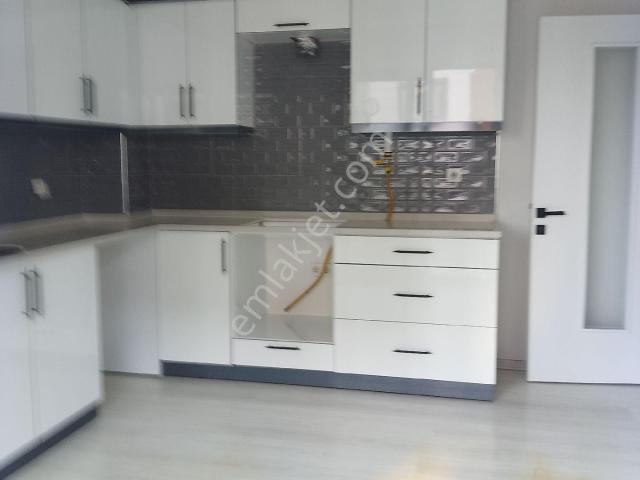 Aksoy Mahallesi Gökçepinar Caddesi Üzerinde Kiralık Daire