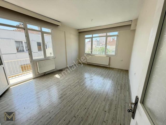 Aksoy'da 2+1 Ayrı Mutfaklı Kiralık