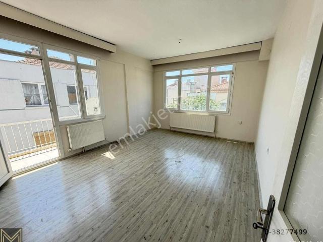 Aksoy'da 2+1 Ayrı Mutfaklı Kiralık