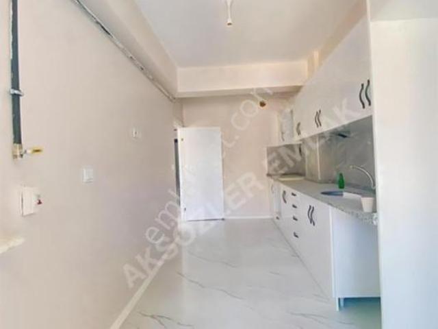 Aksözler Emlak'tan Sütlüce'de İskanlı 2+1 Daireler 85m²