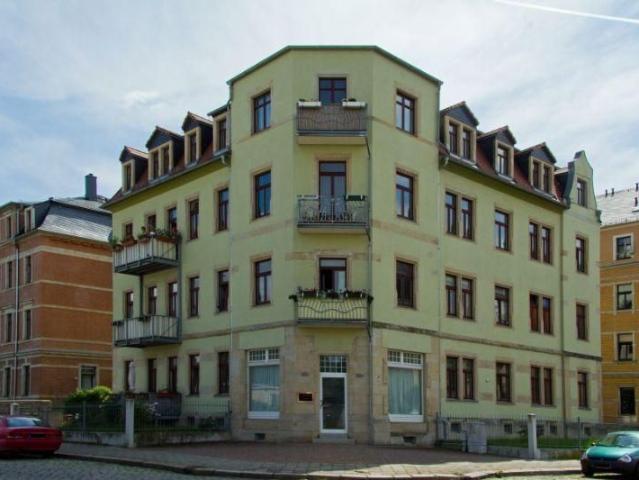 Aktuelle Renovierung einer 3 Raum Wohnung im historischen Altbau! Bilder folgen