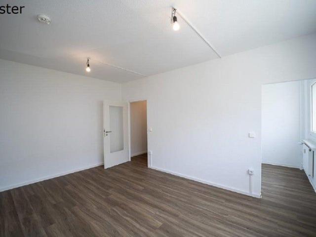 Aktuelle Renovierung einer praktischen 1 Raum Wohnung!