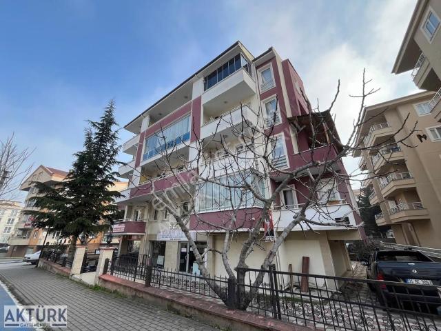 Aktürk Gayrimenkul'den 2+1 Ayrı Mutfaklı Satılık Fırsat Daire