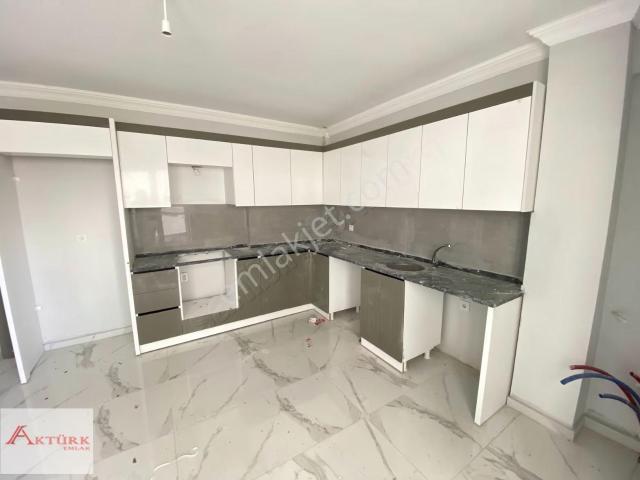 /aktürk Emlak/ Geniş Mutfaklı Kapalı Otoparklı Sıfır 2+1 Daire