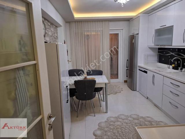 /aktürk Emlak/çok Katlı Site İçerisi Masrafsız Lüks 4+1 Daire