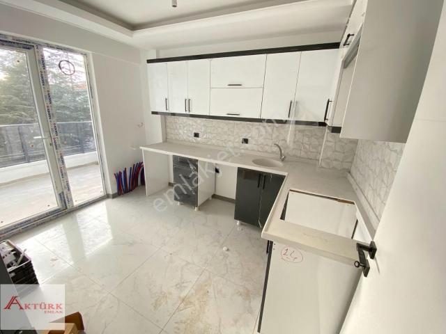 /aktürk Emlak/ön Güney Cephe Ara Kat Sıfır 3+1 İskanlı Daire