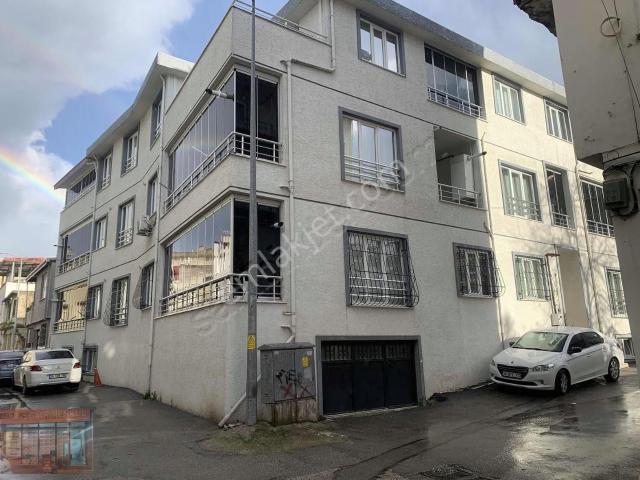 Aktaş'tan Güllükte Kat Mülkiyetli Geniş 1+1 Satılık Daire