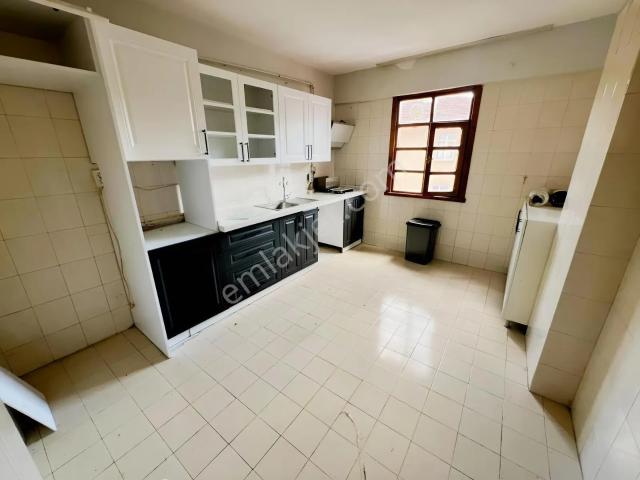 Aktaş'tan Sultantepede Marmaraya 5 Dakika3 +1 Bakımlı Daire