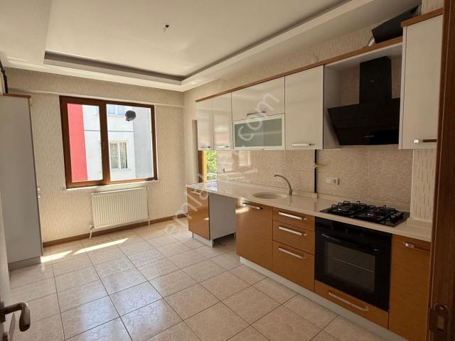Aktel Gayrimenkulden Mehmet Akifte Satılık 3+1 Daire