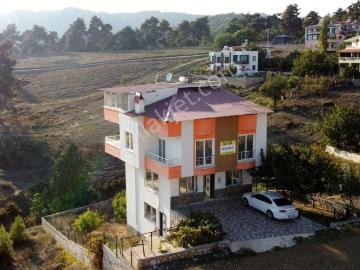 Aktif 'ten Kepirli Yaylasında Satılık 3 Katlı Tripleks Villa