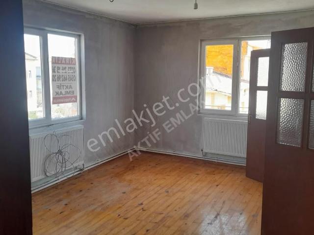 Aktif Emlak'tan Kanıca Mah Kiralık Daire 3+1 Doğalgazlı